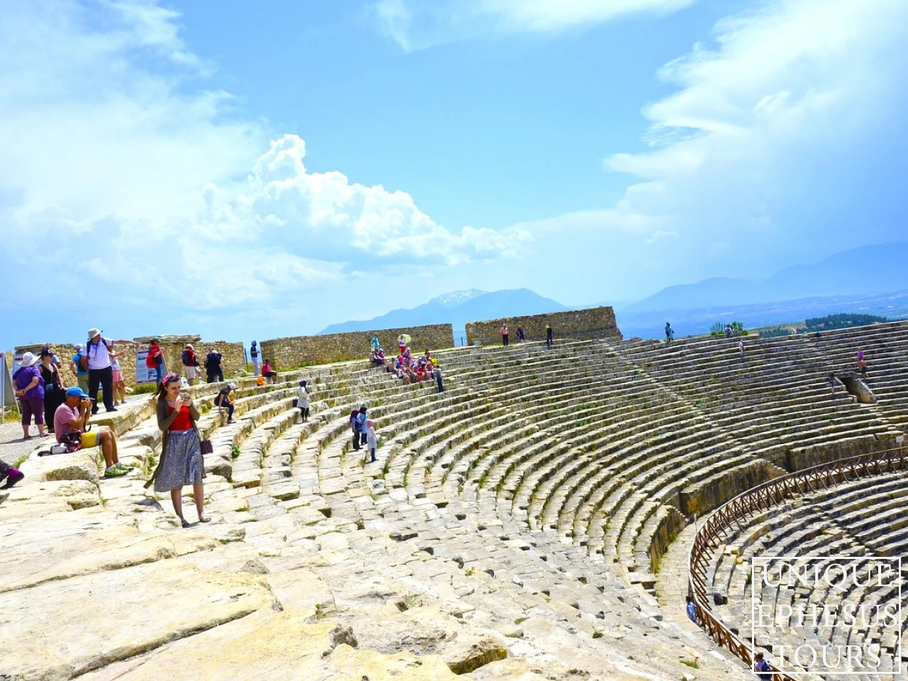 Ephesus-Hadrians-Temple-Ruins