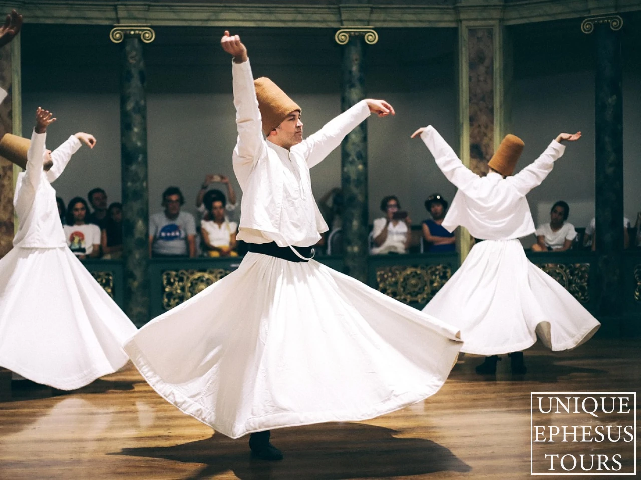 Whirling-Dervishes-Sufi-Dance-Turkey